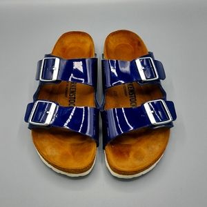 Birkenstock Arizona Sandal in Patent Leather, Navy with Silver Buckles, 39